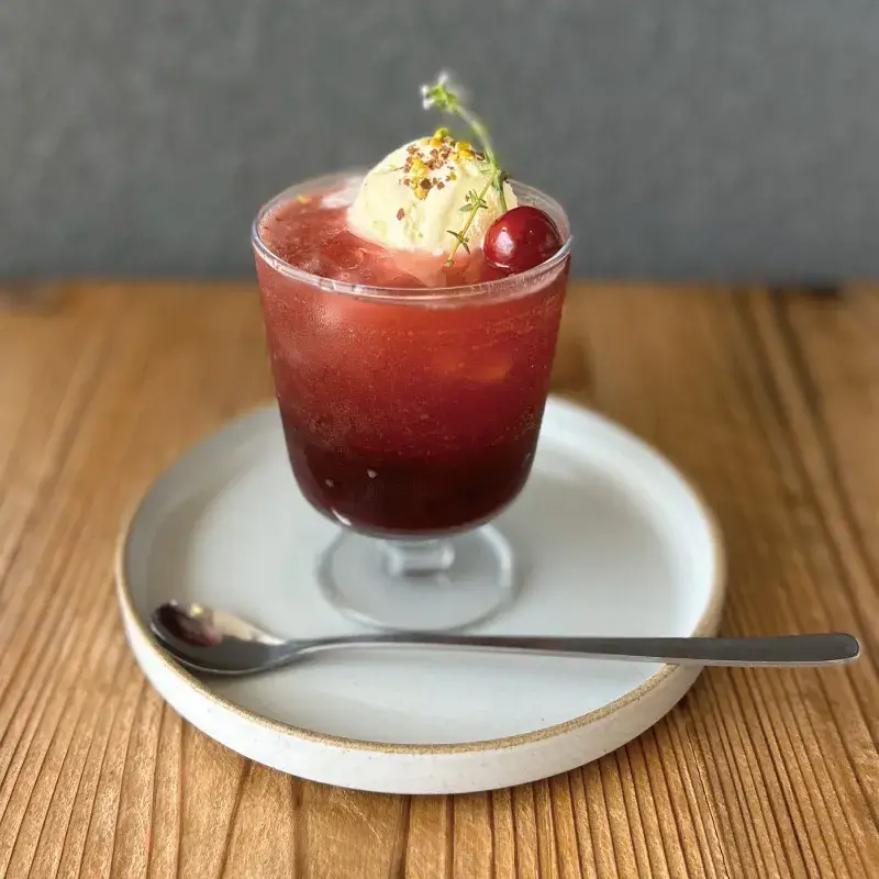 チェリークリームソーダ