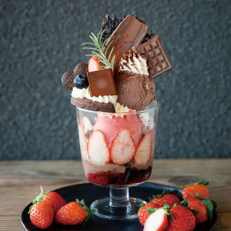 苺のショコラパフェ