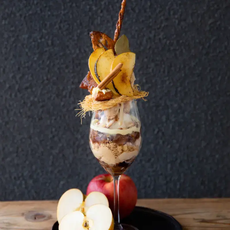 林檎と紅茶のパフェ