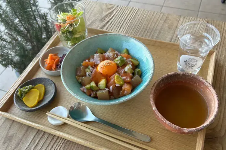 ポキ丼